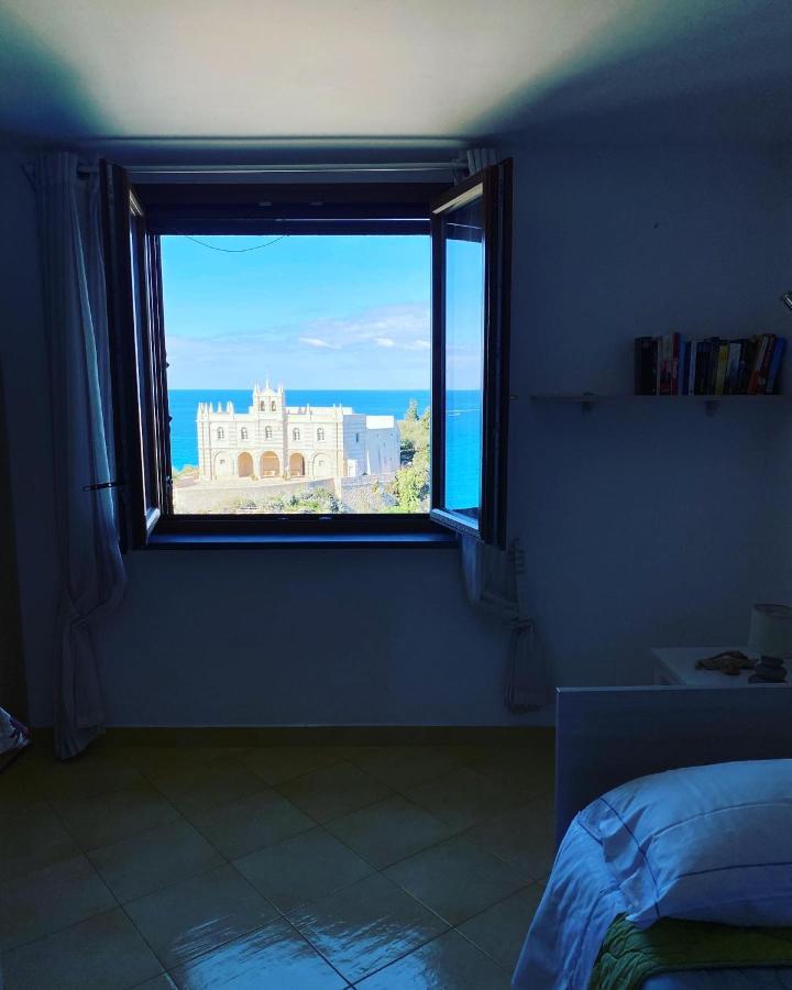 Bluemind Aparthotel Tropea Exteriör bild