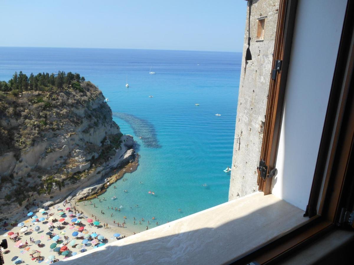 Bluemind Aparthotel Tropea Exteriör bild