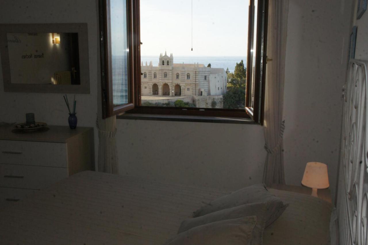 Bluemind Aparthotel Tropea Exteriör bild